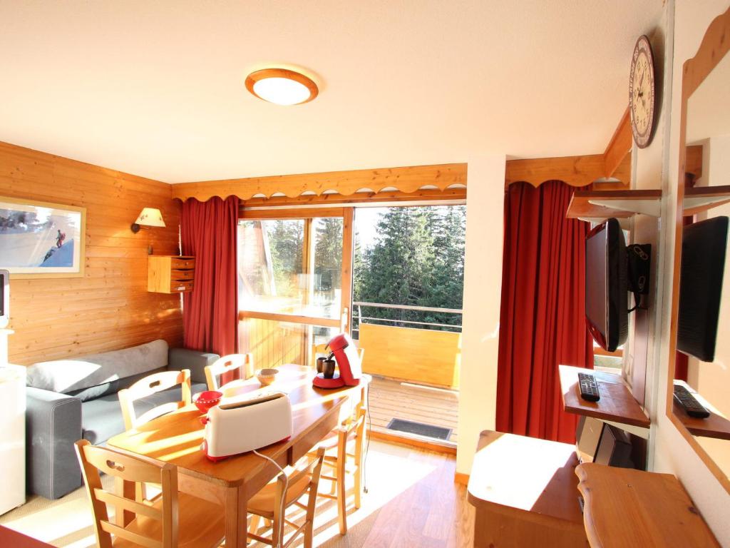 Appartement Appartement Chamrousse, 3 pièces, 5 personnes - FR-1-549-79 495 Route de Bachat Bouloud 38410 Chamrousse