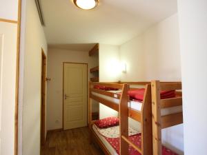 Appartement Chamrousse, 3 pièces, 6 personnes - FR-1-549-114