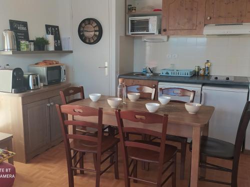 Appartement Chamrousse, 3 pièces, 6 personnes - FR-1-549-116