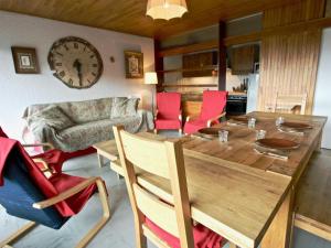 Appartement Chamrousse, 3 pièces, 8 personnes - FR-1-340-46
