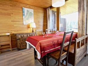 Appartement Chamrousse, 3 pièces, 8 personnes - FR-1-549-30