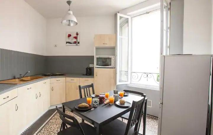 Appartement Appartement charmant dans le centre de Biarritz Dan 3ème étage 3ème étage 30 Rue Marie Hope Vère 64200 Biarritz