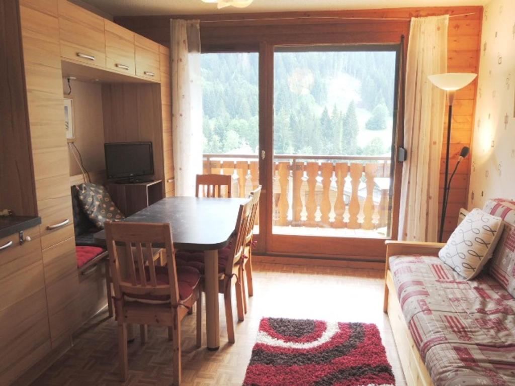 Appartement Appartement Châtel, 2 pièces, 4 personnes - FR-1-198-145 106 Route De Pre-La-Joux -  - 74390 Châtel