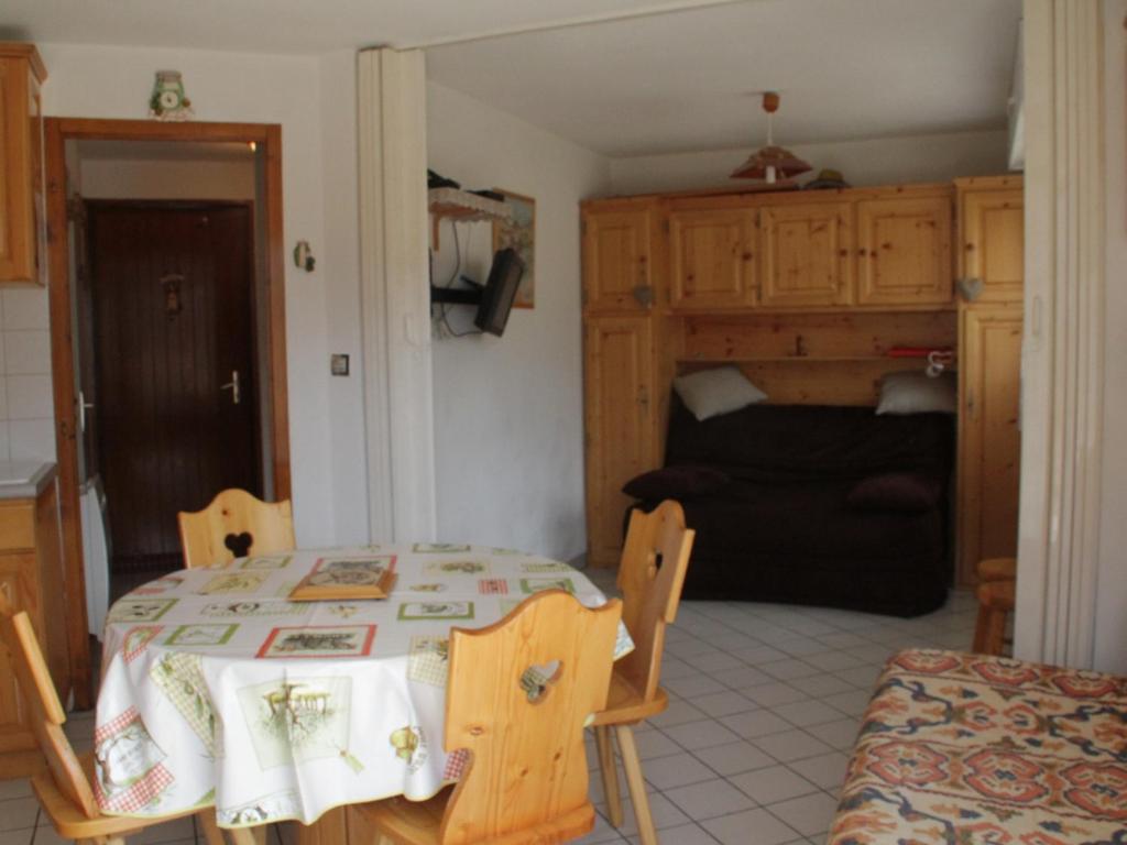 Appartement Appartement Châtel, 2 pièces, 5 personnes - FR-1-200-300 811-813 ROUTE DE LA BECHIGNE 74390 Châtel