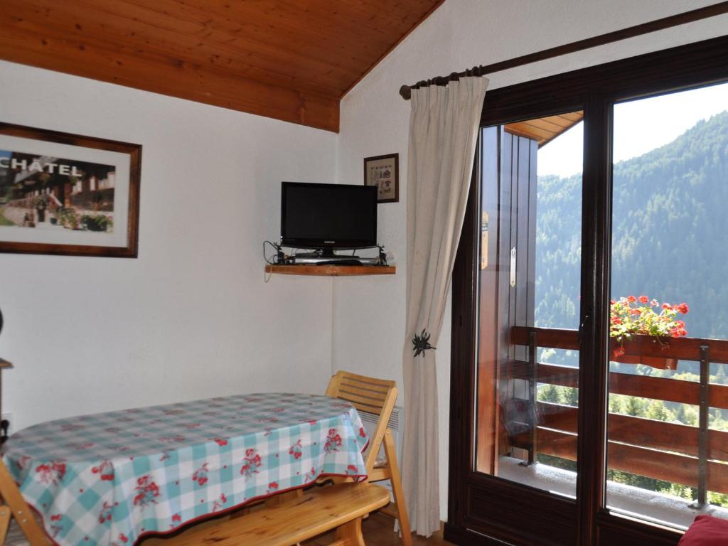 Appartement Châtel, 2 pièces, 6 personnes - FR-1-693-38 352 Route du Roitet, 74390 Châtel