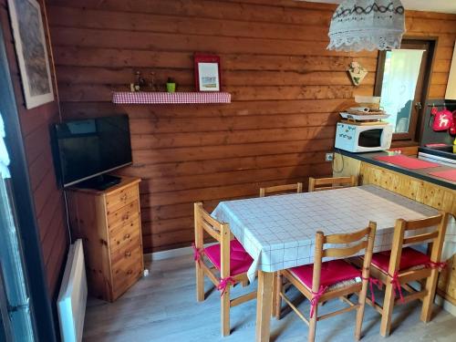 Appartement Châtel, 3 pièces, 6 personnes - FR-1-198-104