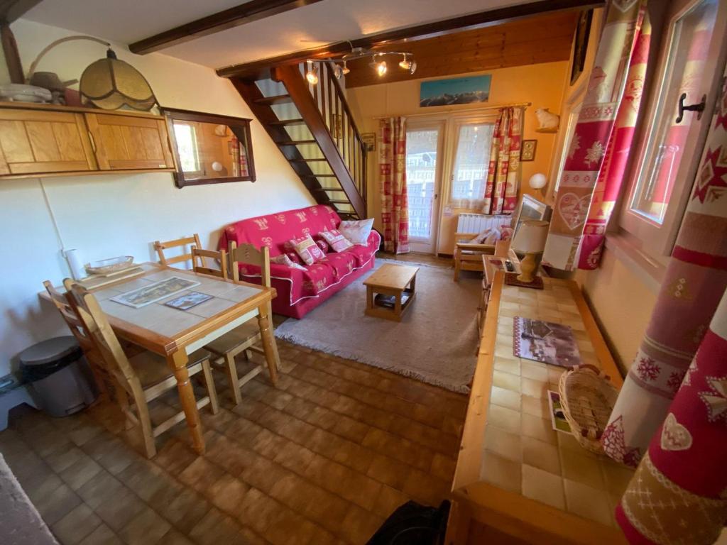 Appartement Châtel, 3 pièces, 6 personnes - FR-1-693-10 1295 Route de Vonnes, 74390 Châtel