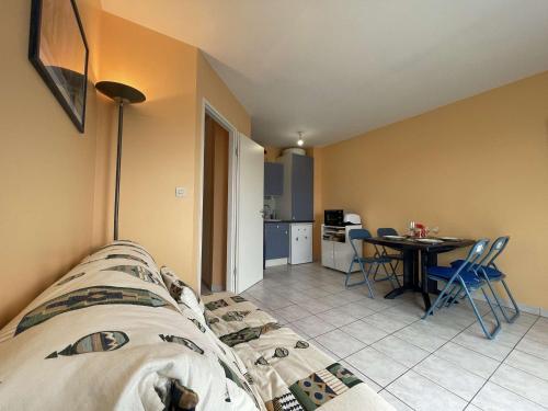 Appartement Châtelaillon-Plage, 1 pièce, 4 personnes - FR-1-246-638