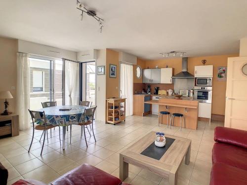 Appartement Châtelaillon-Plage, 3 pièces, 4 personnes - FR-1-710-9