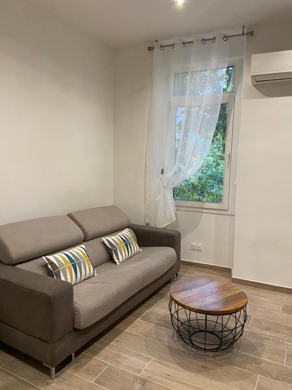 Appartement chic plage des Catalans 3 Place du 4 Septembre, 13007 Marseille