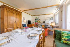 Appartement Climatisé 100M2 7mn Centre Ville Garage 5Pièces 5 Adultes Bébé Arrivée Autonome