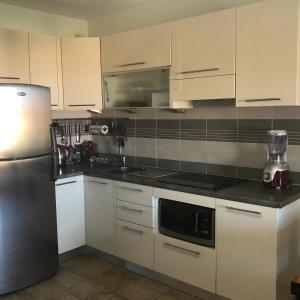 appartement climatise a 300 m de la mer