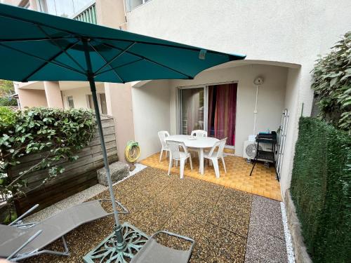 Appartement climatisé avec jardin et plage à 250m