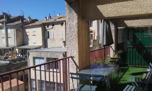appartement climatisé avec terrasse au coeur de Nyons