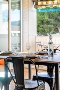 Appartement climatisé en bas des calanques de Morgiou