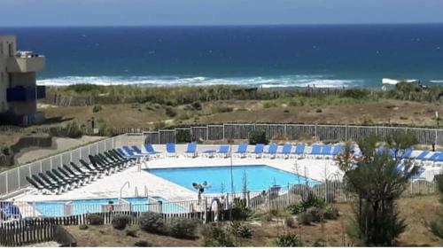 Appartement Climatisé-Résidence Front de Mer avec Piscine