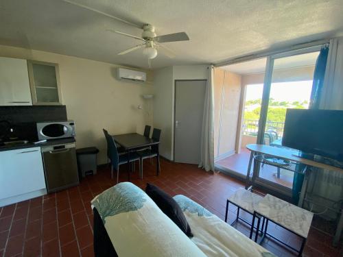Appartement climatisée en résidence avec parking