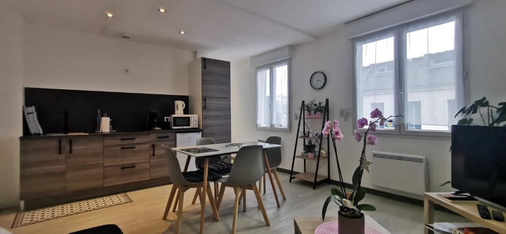 Appartement Appartement cocooning avec vue sur les Pyrénées 3 Rue Maréchal Foch 65400 Argelès-Gazost