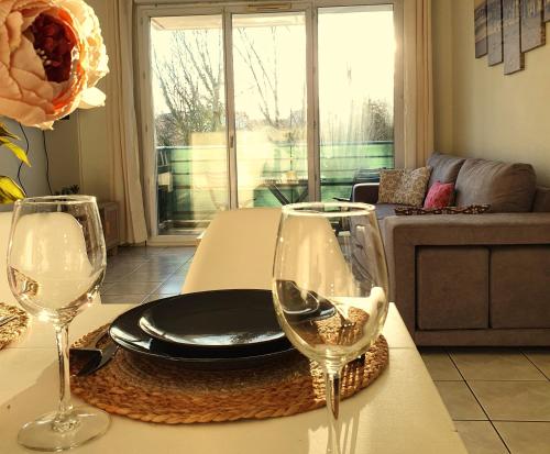 Appartement Colomiers belle vue proche des commodités avec piscine résidentielle