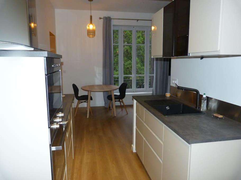 Appartement complet proche centre et thermes \ 6 Boulevard de la Roche du Roi, 73100 Aix-les-Bains