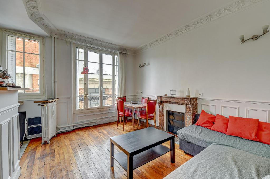 Appartement confortable aux portes de Paris rue Auguste Blanqui, 4, 94250 Gentilly