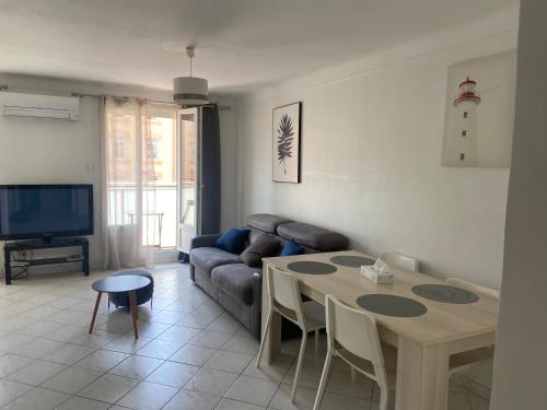 Appartement confortable près de la plage Catalane et Pharo