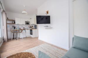 Appartement cosy 2 pers vue mer balcon hyper centre Dinard