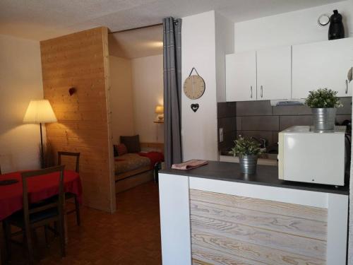 Appartement Cosy 4 à 6 places - cœur de station - vue Montagne