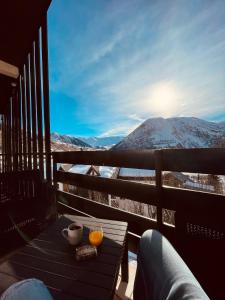 Appartement Cosy 6 personnes très bien équipé ,Vue splendide, Terrasse, Spacieux,Bien situé, Randonnées,Ski