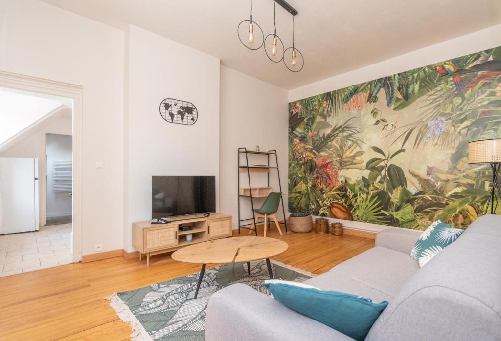 Appartement Appartement cosy au centre ville avec garage 2ème étage 14 Rue Charbonnière 71100 Chalon-sur-Saône