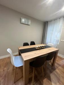 Appartement cosy avec parking et terrasse