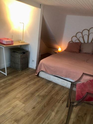Appartement cosy avec patio en centre-ville