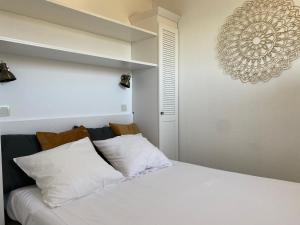Appartement COSY avec piscine, accès direct plage