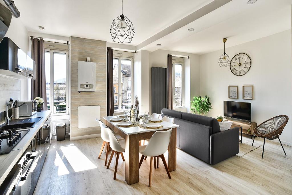 Appartement Appartement Cosy Bourgoin - Gare & Centre 22 Avenue des Alpes 38300 Bourgoin-Jallieu