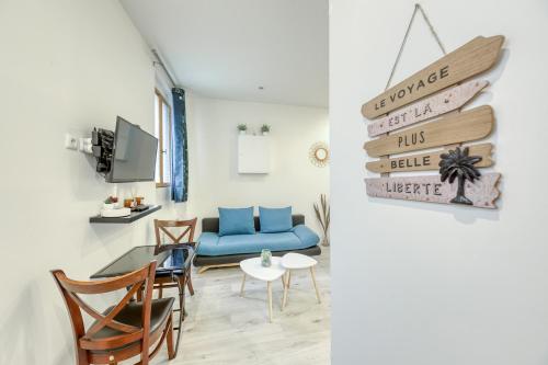 Appartement COSY, central LA DEFENSE, très proche PARIS