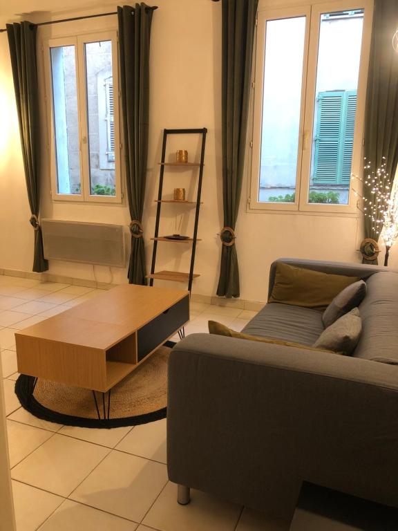 Appartement Appartement cosy centre historique 15 Grande Rue 83300 Draguignan