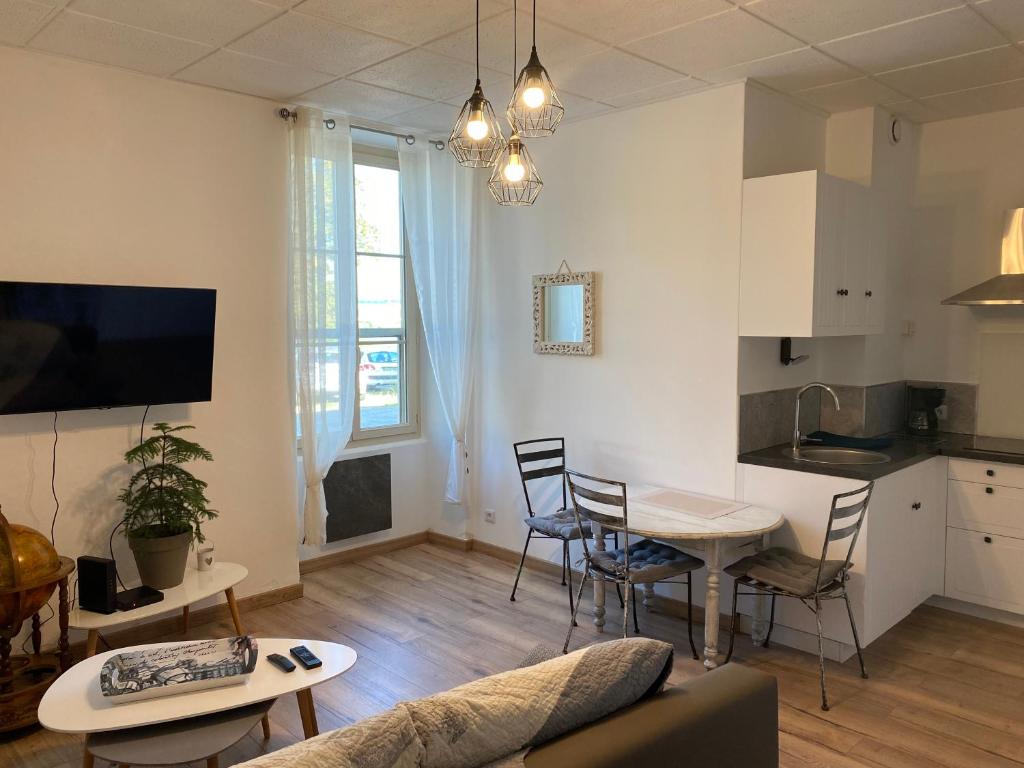 Appartement cosy en Rdc 6B Avenue du Pont du Gard, 30210 Remoulins