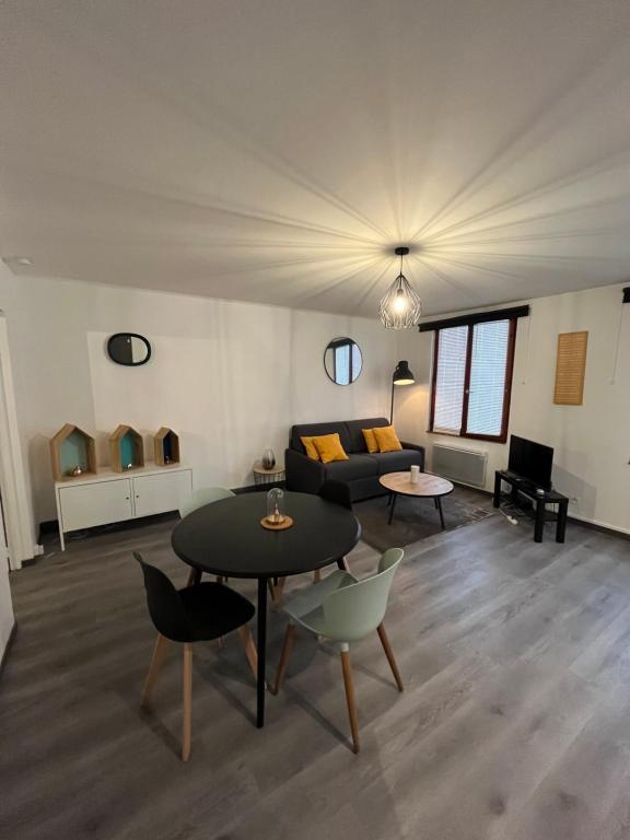 Appartement cosy hyper centre colmar 2 eme étages 8 Rue Saint-Nicolas, 68000 Colmar