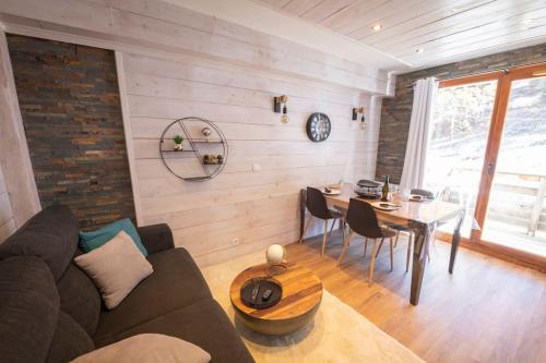 Appartement cosy pied des pistes Les Orres 1800 Résidence les Mont du bois d or