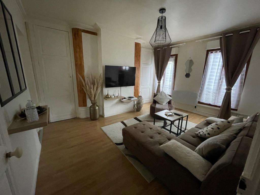 Appartement cosy plein centre ville 14 Rue Jean Cousin, 89100 Sens