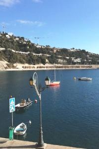 Appartement appartement cosy situé à 2mn de la plage à pied climatise 15 Rue Baron de Brès 06230 Villefranche-sur-Mer Provence-Alpes-Côte d\'Azur