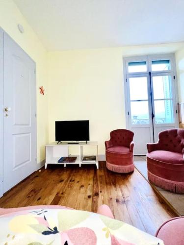 Appartement cosy * Vue montagne * Idéalement situé