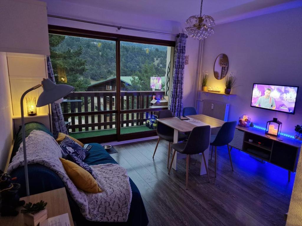 Appartement cosy, vue sur la montagne à Gréolières 1151 Boulevard du Grand Pré, 06620 Gréolières
