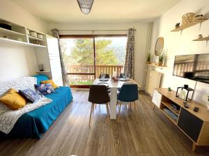Appartement cosy, vue sur la montagne à Gréolières