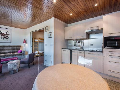 Appartement Courchevel 1650, 1 pièce, 4 personnes - FR-1-563-68