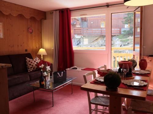 Appartement Courchevel 1650, 2 pièces, 4 personnes - FR-1-664-2