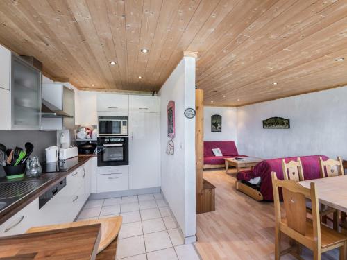 Appartement Courchevel 1650, 3 pièces, 6 personnes - FR-1-563-5