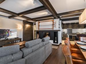 Appartement Courchevel 1650, 5 pièces, 8 personnes - FR-1-563-64