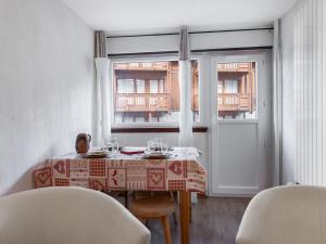 Appartement Courchevel 1850, 2 pièces, 4 personnes - FR-1-564-49