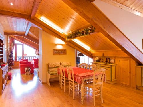 Appartement Courchevel 1850, 3 pièces, 6 personnes - FR-1-564-17